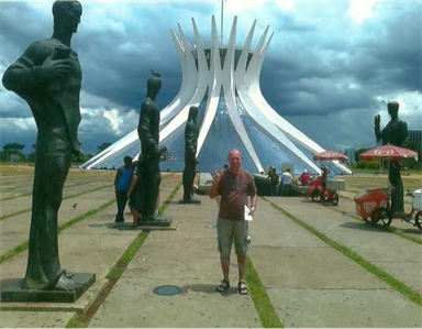 Irmão Sergio Sider evangelizando em Brasilia